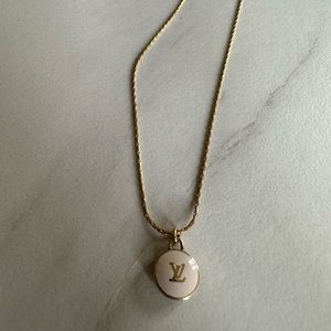 Louis Vuitton off white charm necklace